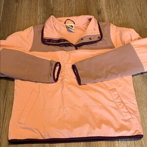 The North Face women’s Pullover